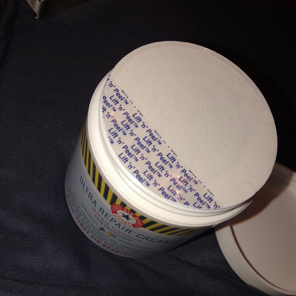 Ultra Repair Cream - Picture 2 of 2